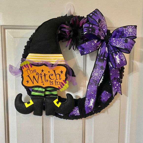 Halloween Wreath (indoor) The Witch is in! - Picture 1 of 5